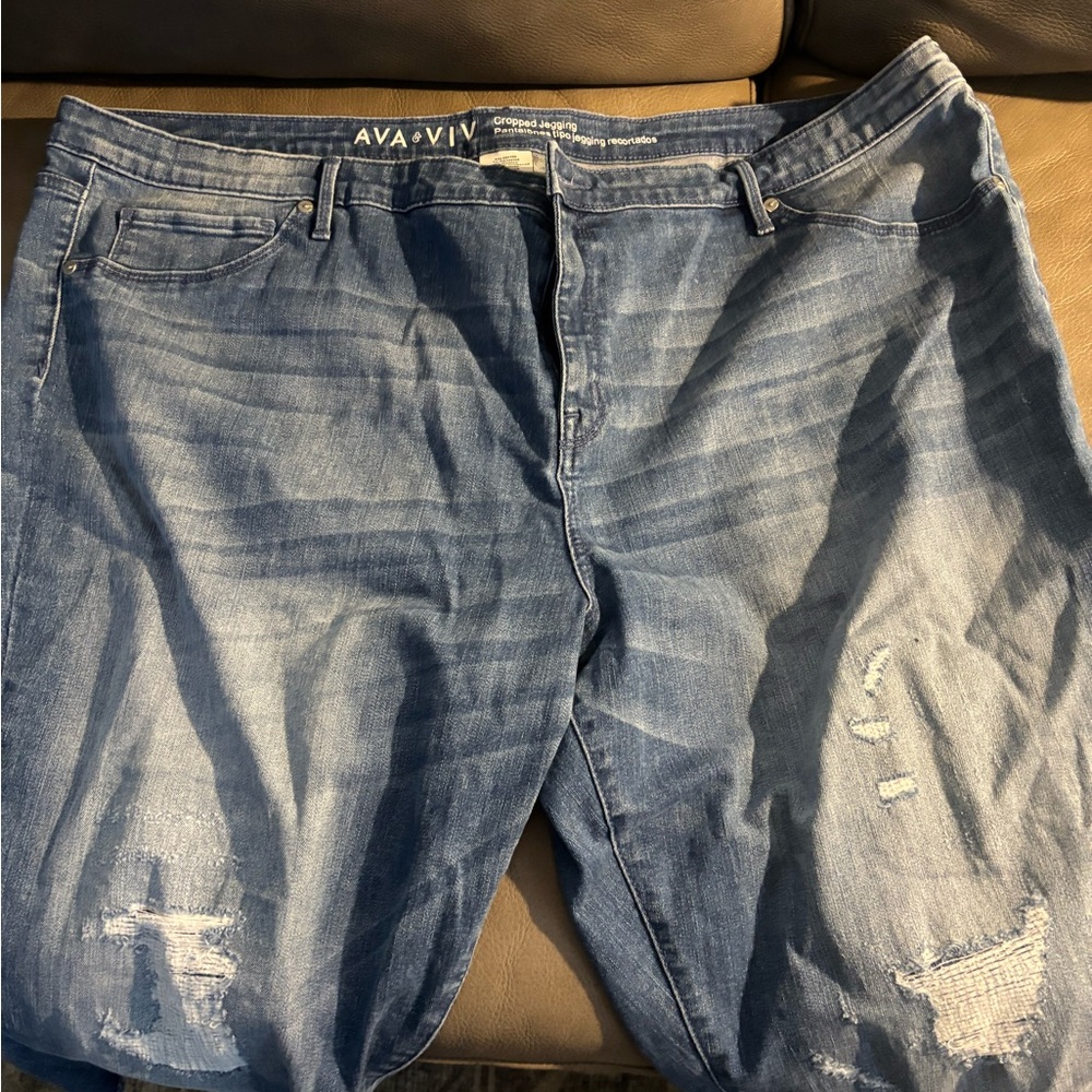 Ava & Viv Cropped Blue Jeggings